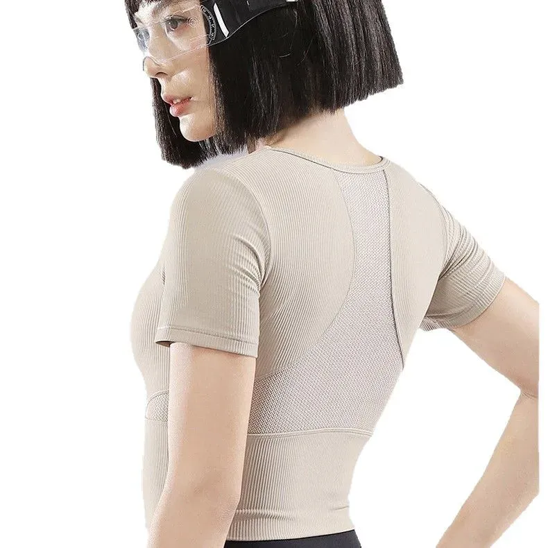 Yoga clothes with chest pad for women in summer Pilates training fitness tops with high-grade - detail view 1