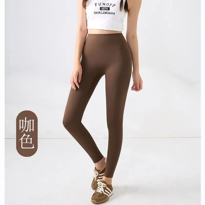 Shark pants for women, spring and summer high waist, tummy-lifting and hip-lifting leggings - detail view 2