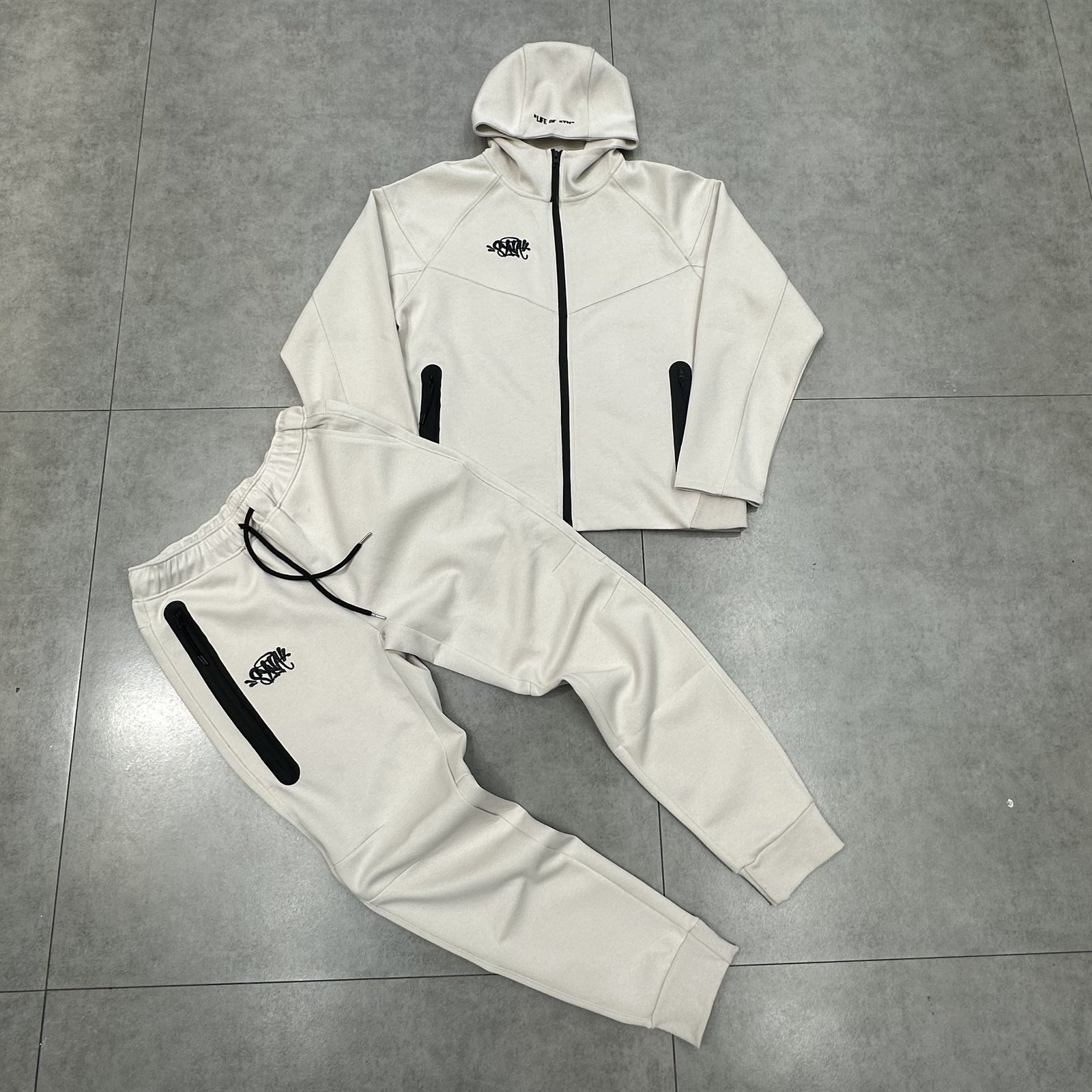 Men's track or hoodie two-piece set sample 07 - Nova Garment
