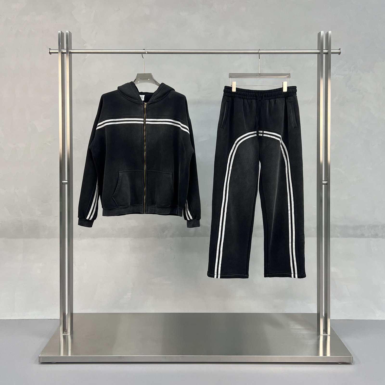 Men's track or hoodie two-piece set sample 01 - Nova Garment