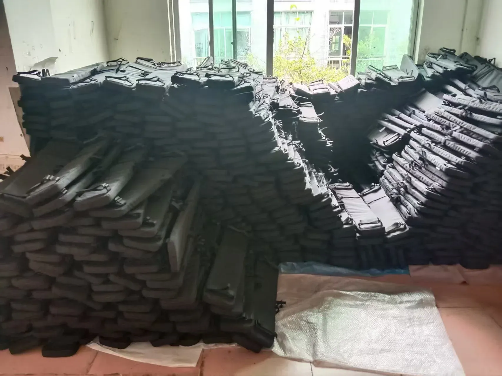 03-Seat-Cushion-Production-33-seat-cushion-batch-overview