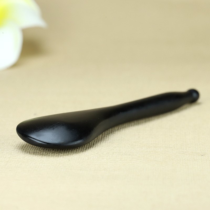 Black Bian Stone Spoon Shape Gua Sha Point Massager detail 4
