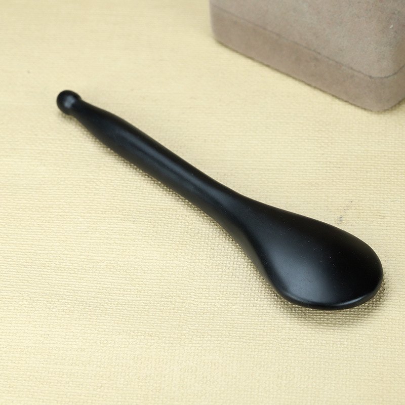 Black Bian Stone Spoon Shape Gua Sha Point Massager detail 2