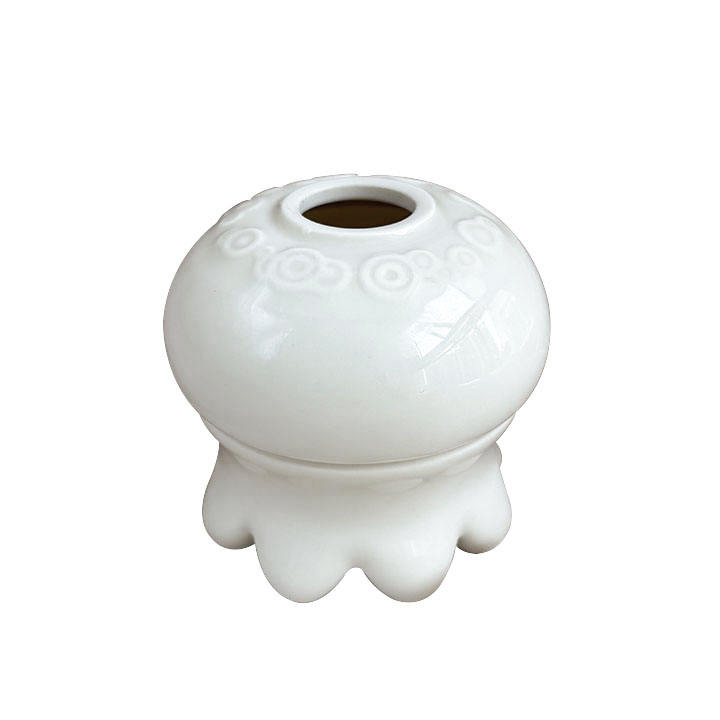 GSK39 Ceramic Pumpkin Cup Massager 6.7 cm view 1