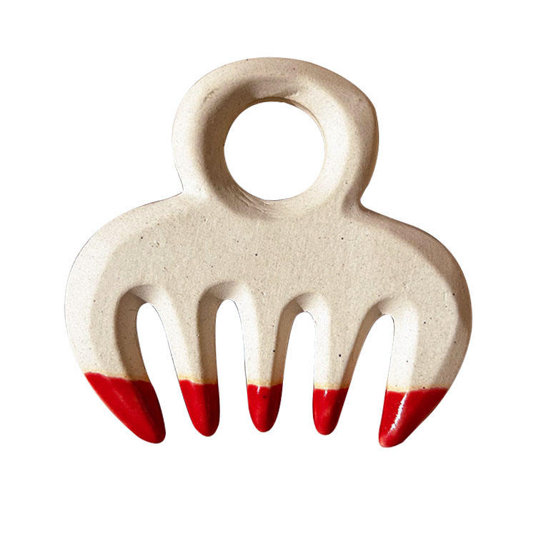 GSK13 Ceramic Claw Comb Massager Cream and Red view 1