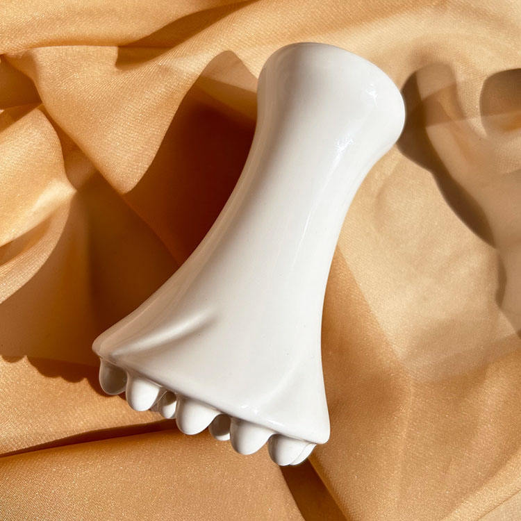 GSK07 Ceramic Horn Cup Massager with Tooth Base view 2