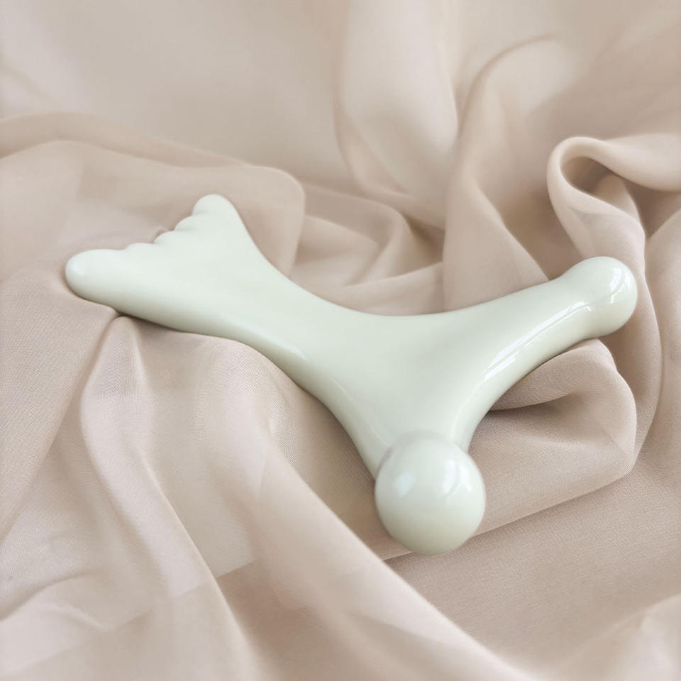 GSK08 Ceramic Butterfly Gua Sha Board view 4