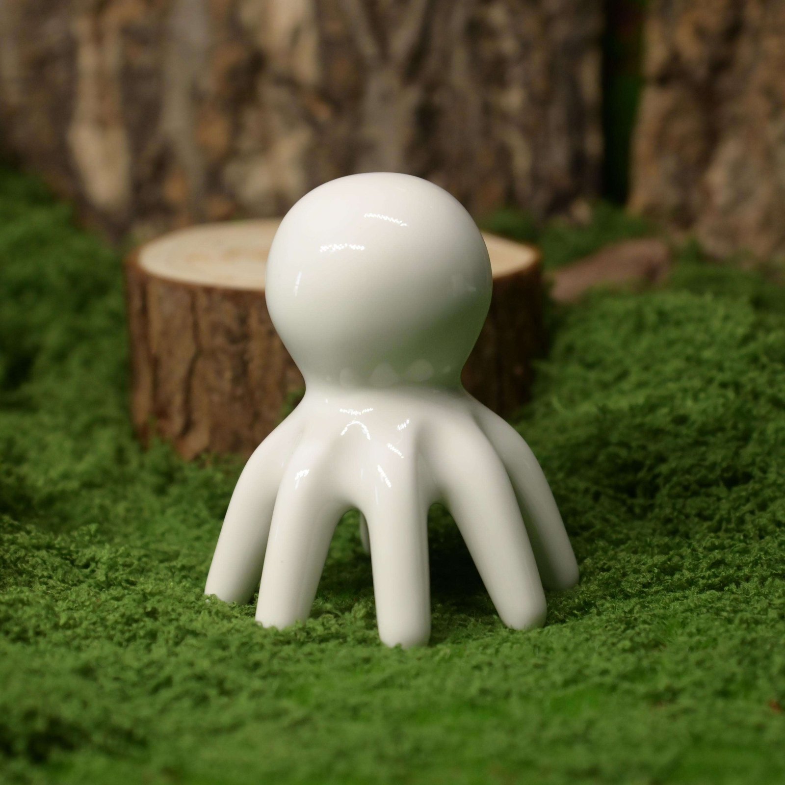 GSK50 Ceramic Octopus Tentacle Massager White 9.4 cm view 4