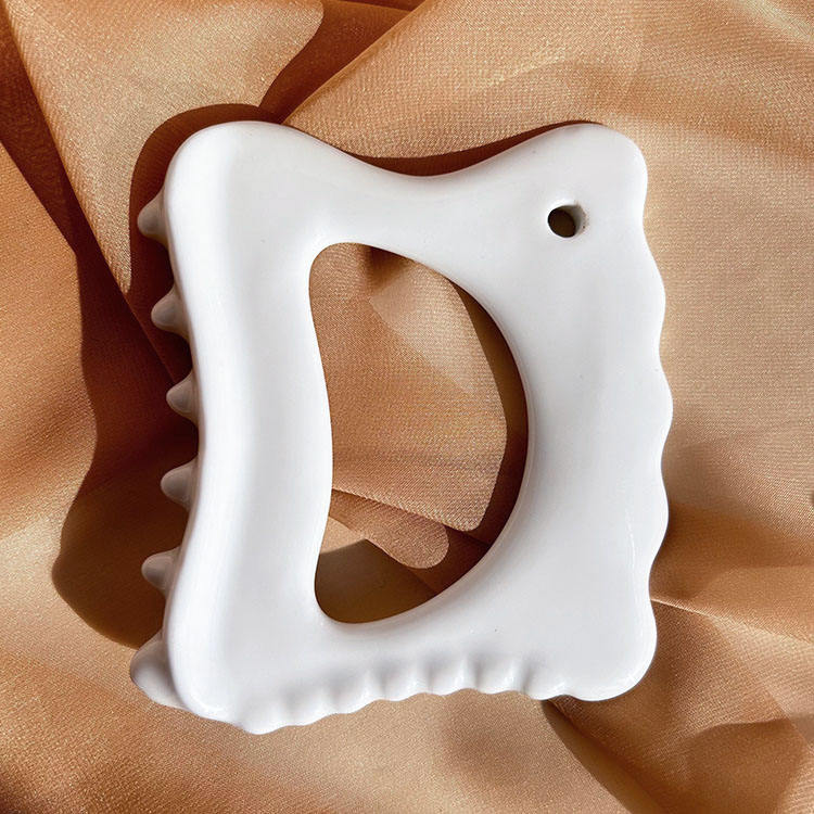 GSK17 Ceramic Rectangle Gua Sha Board with Tooth Edge view 3
