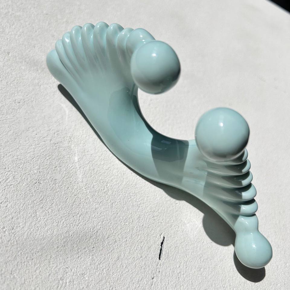 GSK12 Ceramic Fish-Tail Massage Tool Pastel Colours view 4