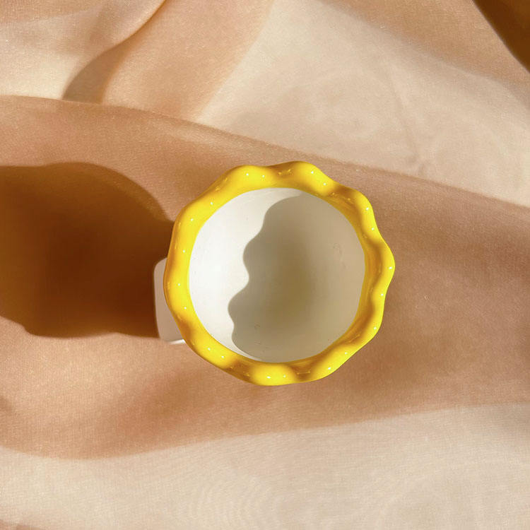 GSK11 Ceramic Ring Cup Massager White and Yellow view 3