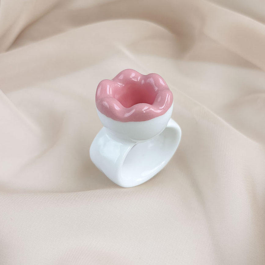 GSK18 Ceramic Ring Cup Massager Pink and White view 2