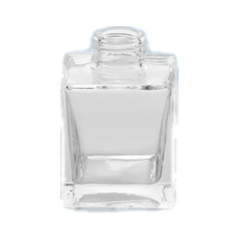 Empty glass reed diffuser bottle, 90ml, with a 17.1mm neck, for fragrance and aroma projects. Available wholesale.