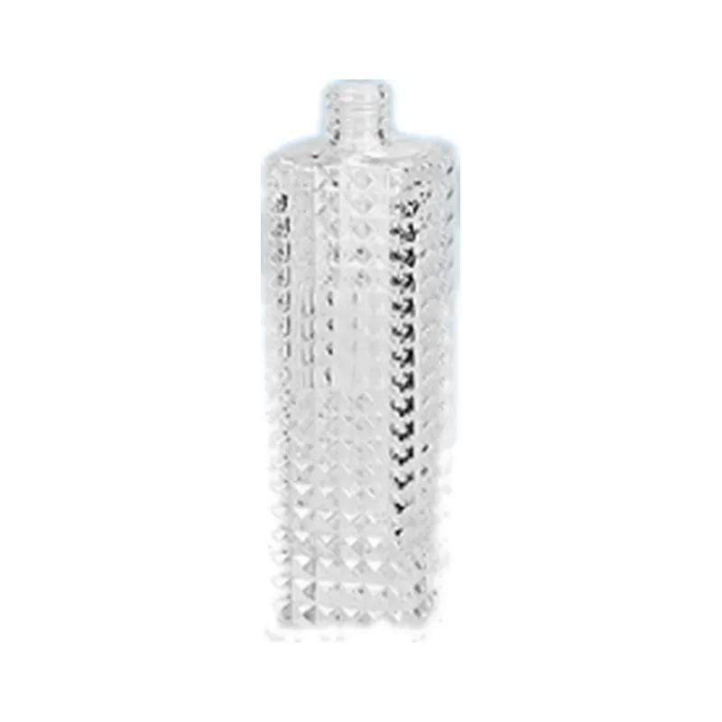 Empty glass reed diffuser bottle, 100ml, with a 10.4mm neck, for fragrance and aroma projects. Available wholesale.