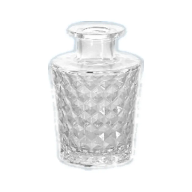 Empty glass reed diffuser bottle, 150ml, with a 20.8mm neck, for fragrance and aroma projects. Available wholesale.
