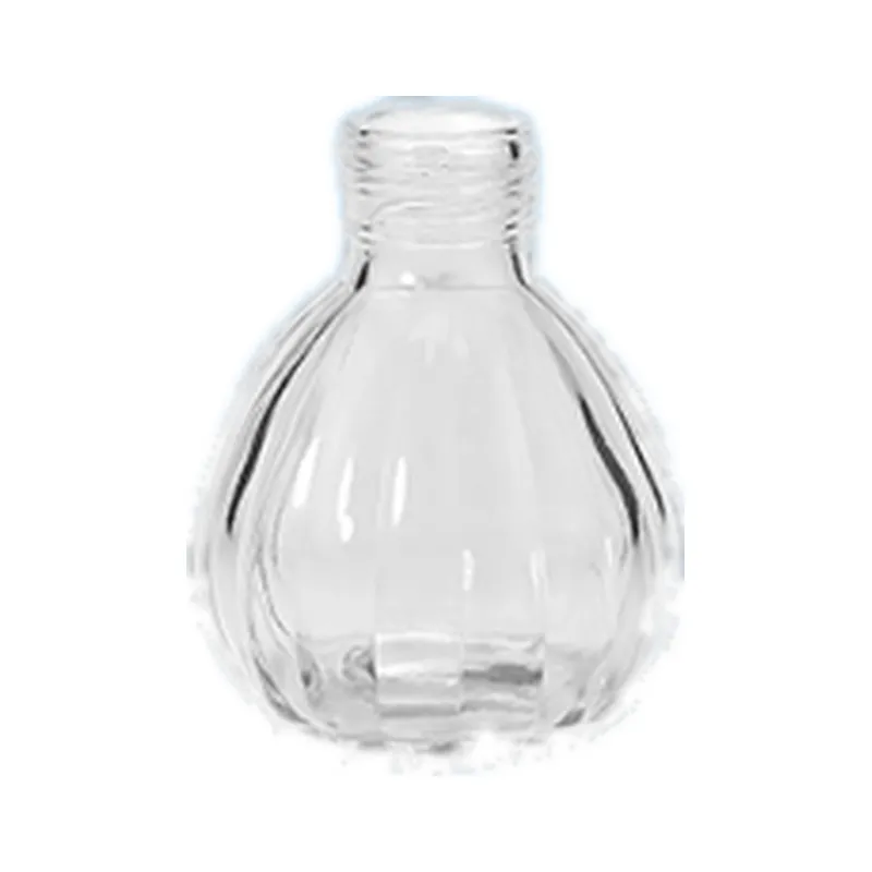 Empty glass reed diffuser bottle, 100ml, with a 17.7mm neck, for fragrance and aroma projects. Available wholesale.