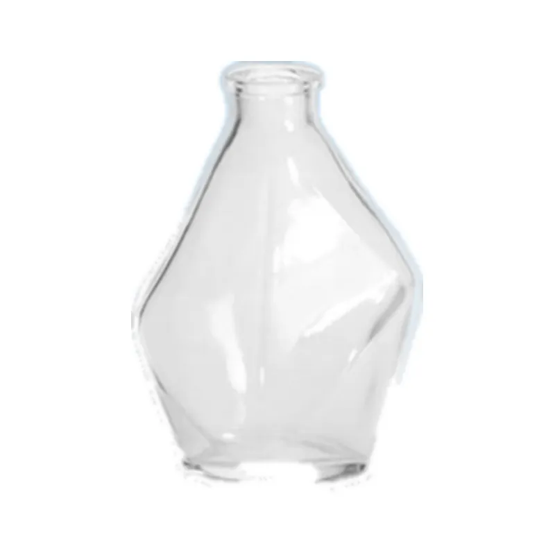 Empty glass reed diffuser bottle, 200ml, with a 18.5mm neck, for fragrance and aroma projects. Available wholesale.