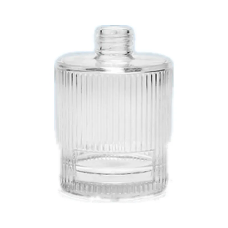 Empty glass reed diffuser bottle, 120ml, with a 14.5mm neck, for fragrance and aroma projects. Available wholesale.