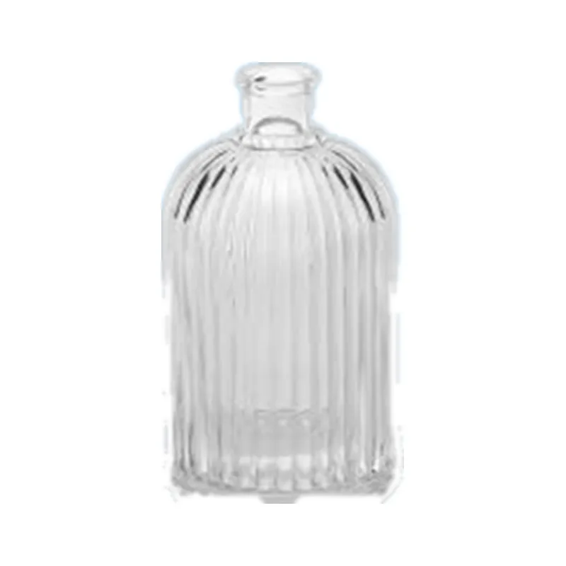 Empty glass reed diffuser bottle, 500ml, with a 18.4mm neck, for fragrance and aroma projects. Available wholesale.