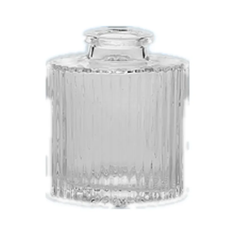 Empty glass reed diffuser bottle, 100ml, with a 18.9mm neck, for fragrance and aroma projects. Available wholesale.