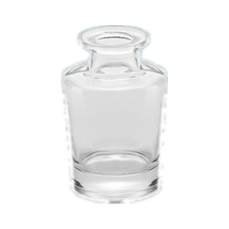 Empty glass reed diffuser bottle, 200ml, with a 26.5mm neck, for fragrance and aroma projects. Available wholesale.