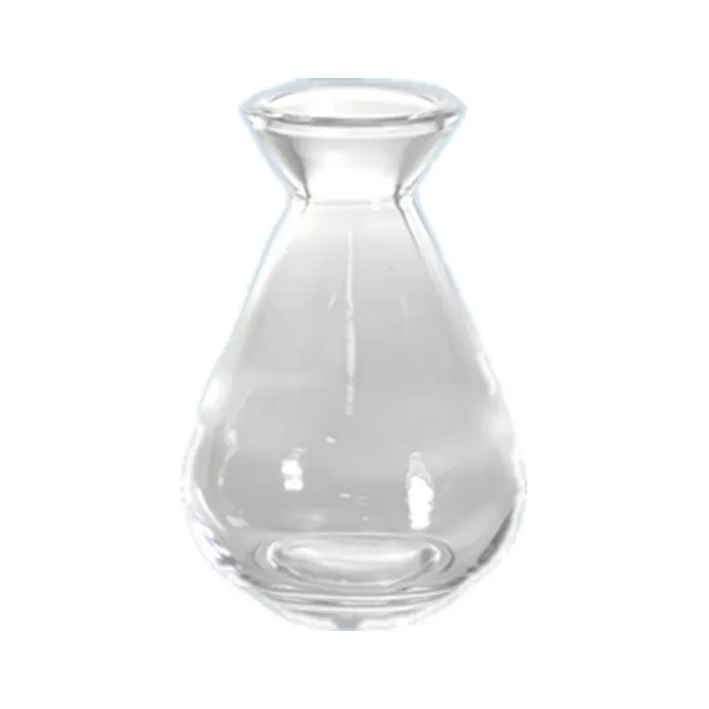 Empty glass reed diffuser bottle, 150ml, for fragrance and aroma projects. Available wholesale.
