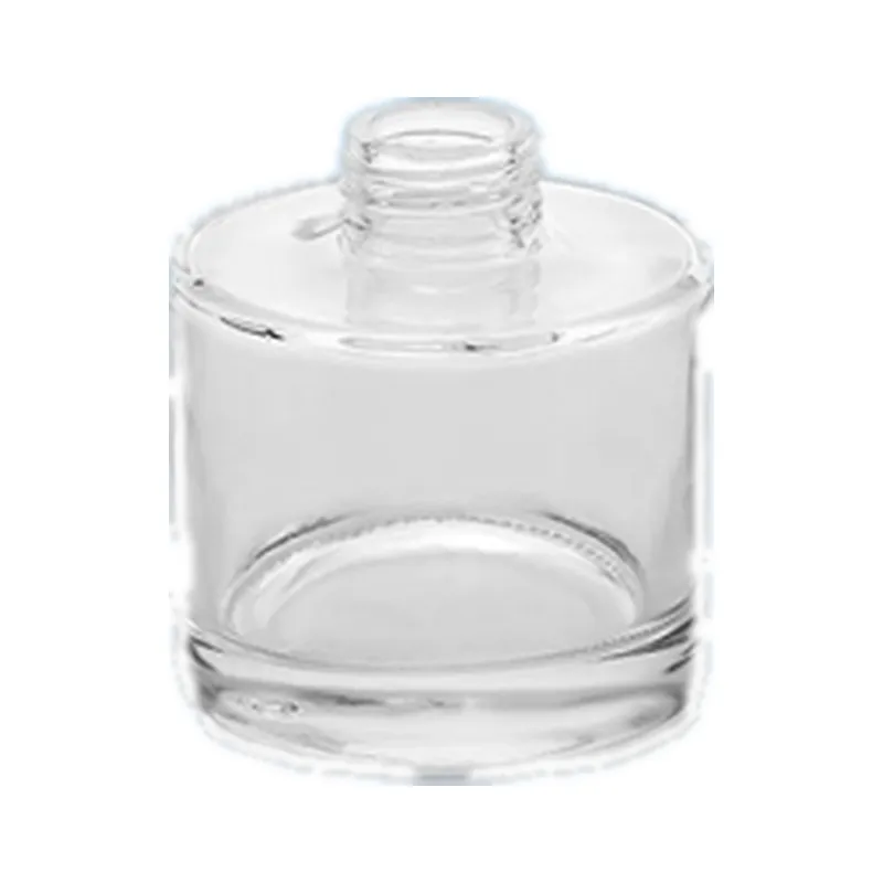 Empty glass reed diffuser bottle, 120ml, with a 17mm neck, for fragrance and aroma projects. Available wholesale.