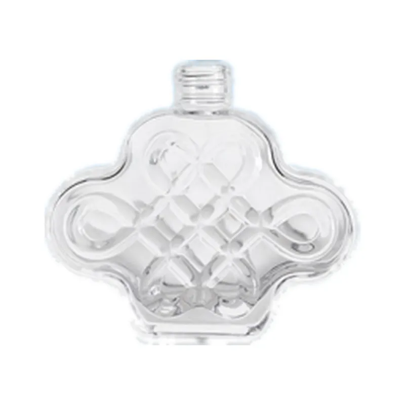 Empty glass reed diffuser bottle, 250ml, with a 17.5mm neck, for fragrance and aroma projects. Available wholesale.