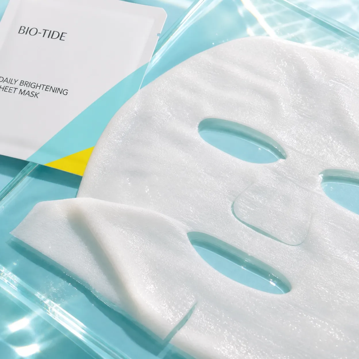 DAILY BRIGHTENING SHEET MASK saturated sheet texture