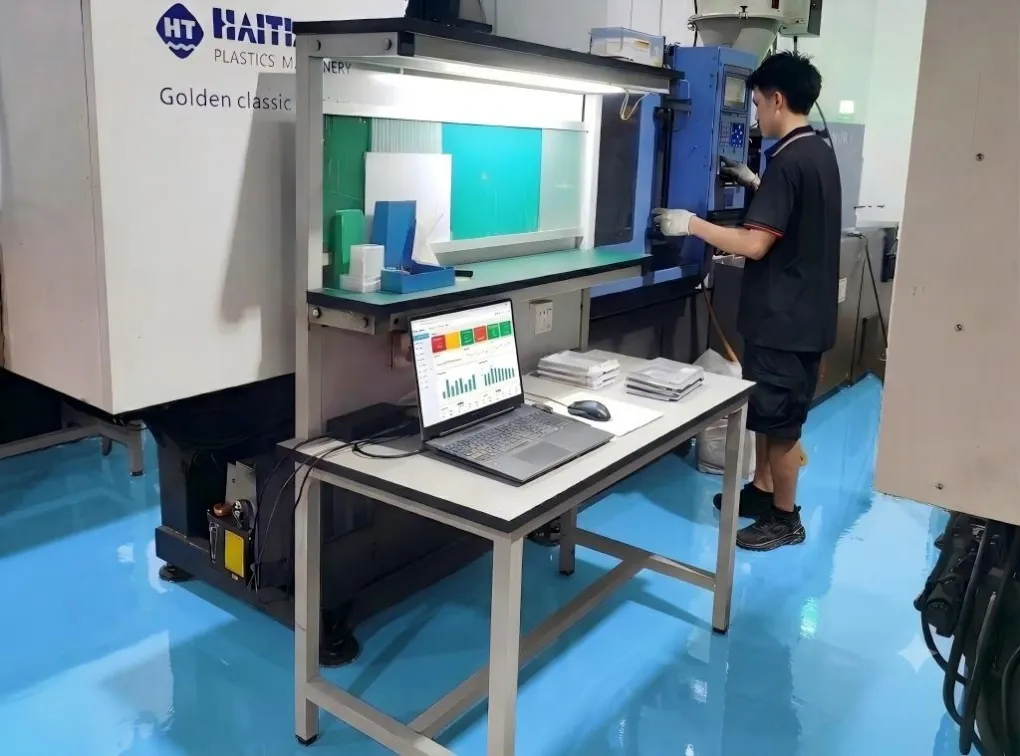 JST Mould engineers implementing scientific molding and decoupled molding principles on-site.
