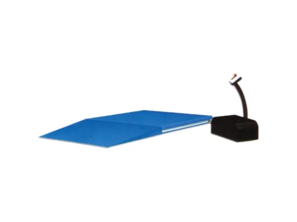 ultra_low_lift_platform_white_01