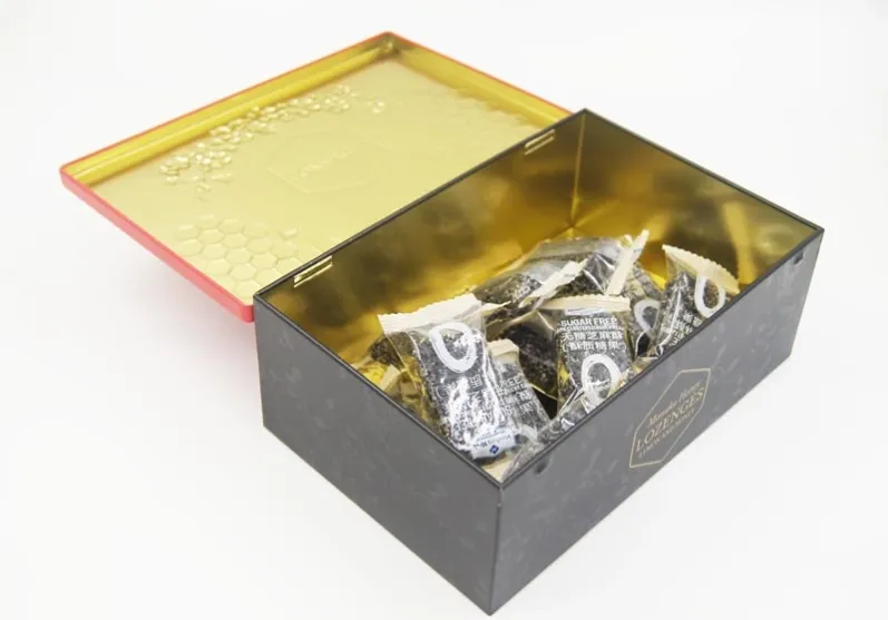 right-angle tin box with hinge2