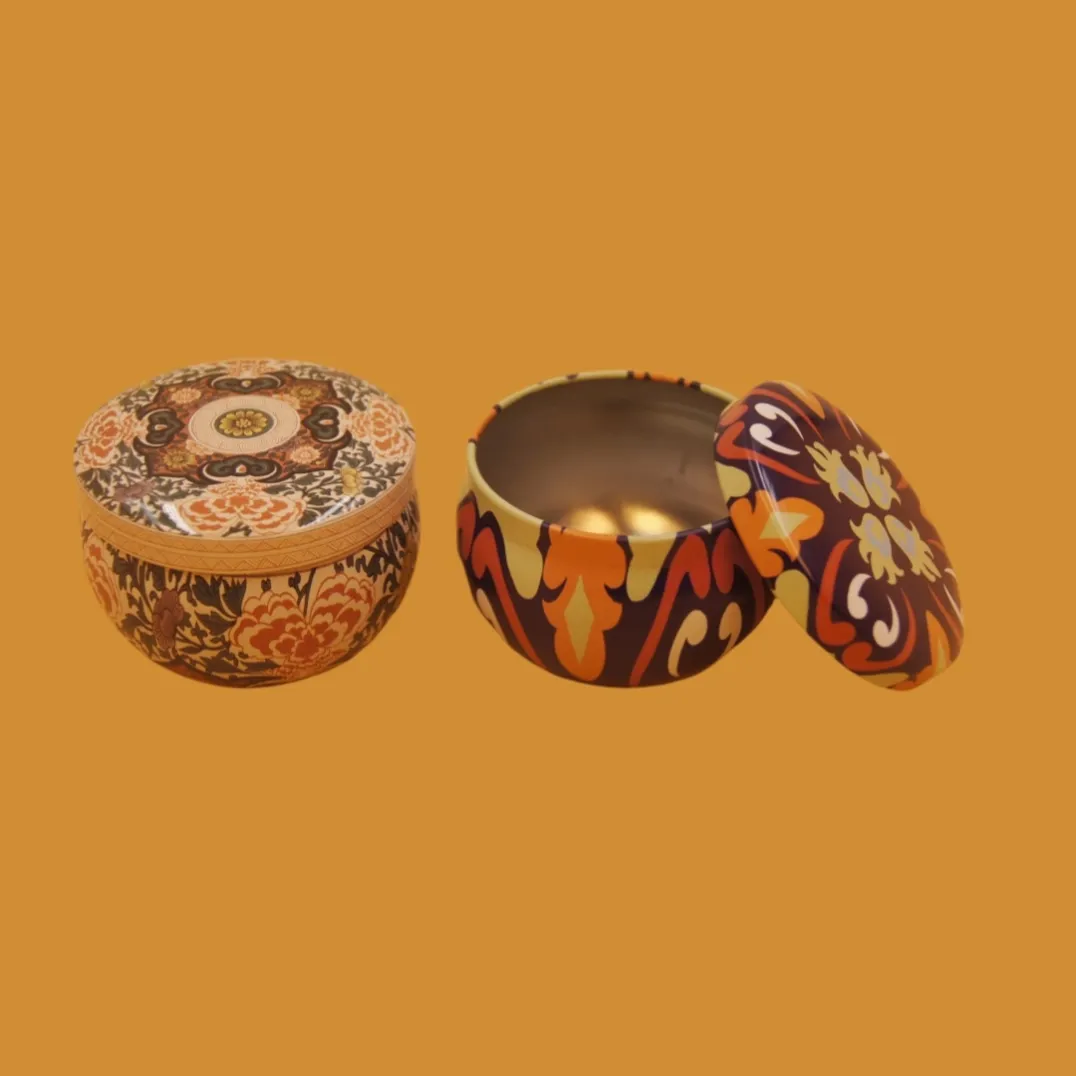 Open colorful round printed candy tin boxes