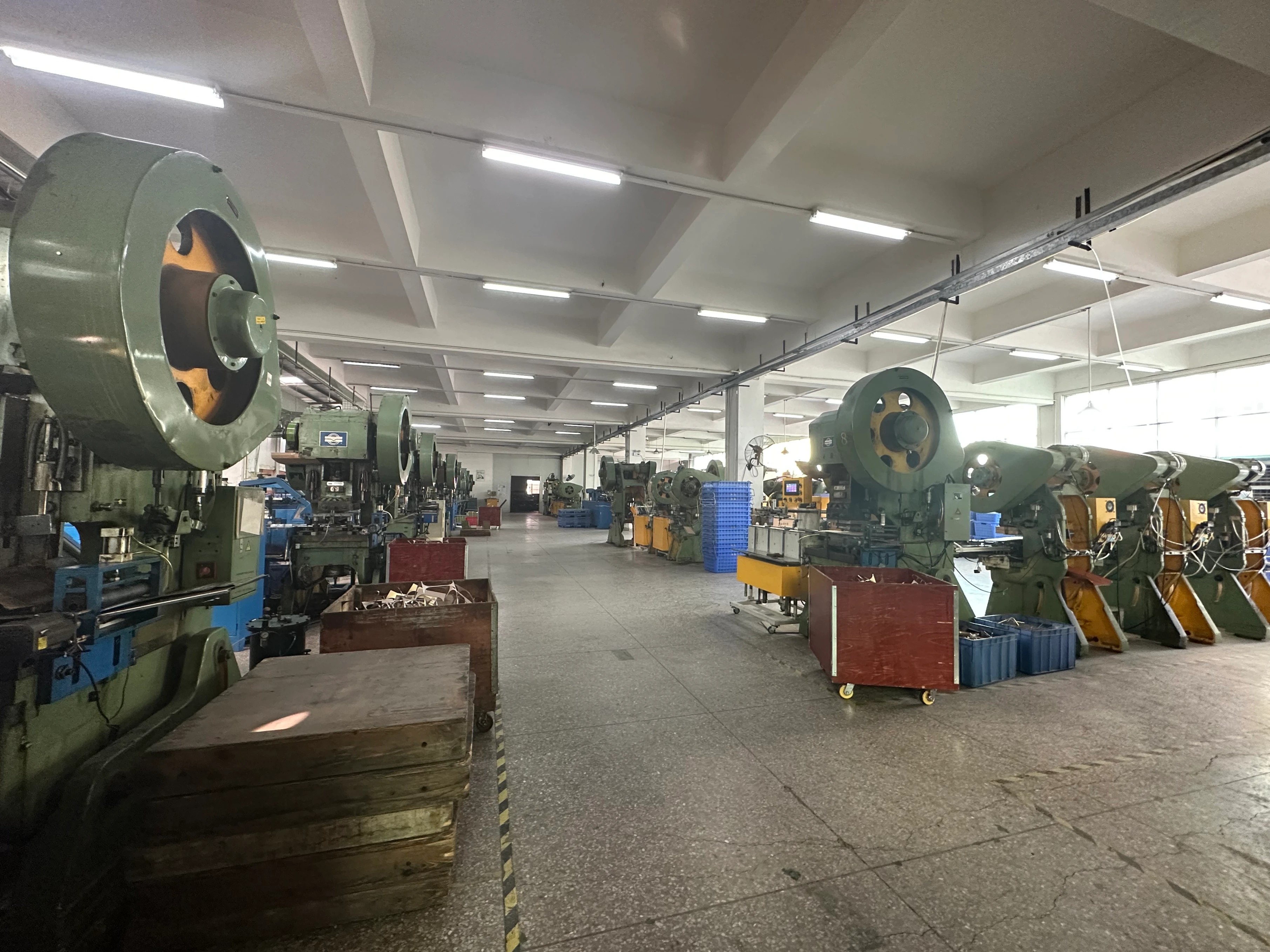 Tin box factory workshop