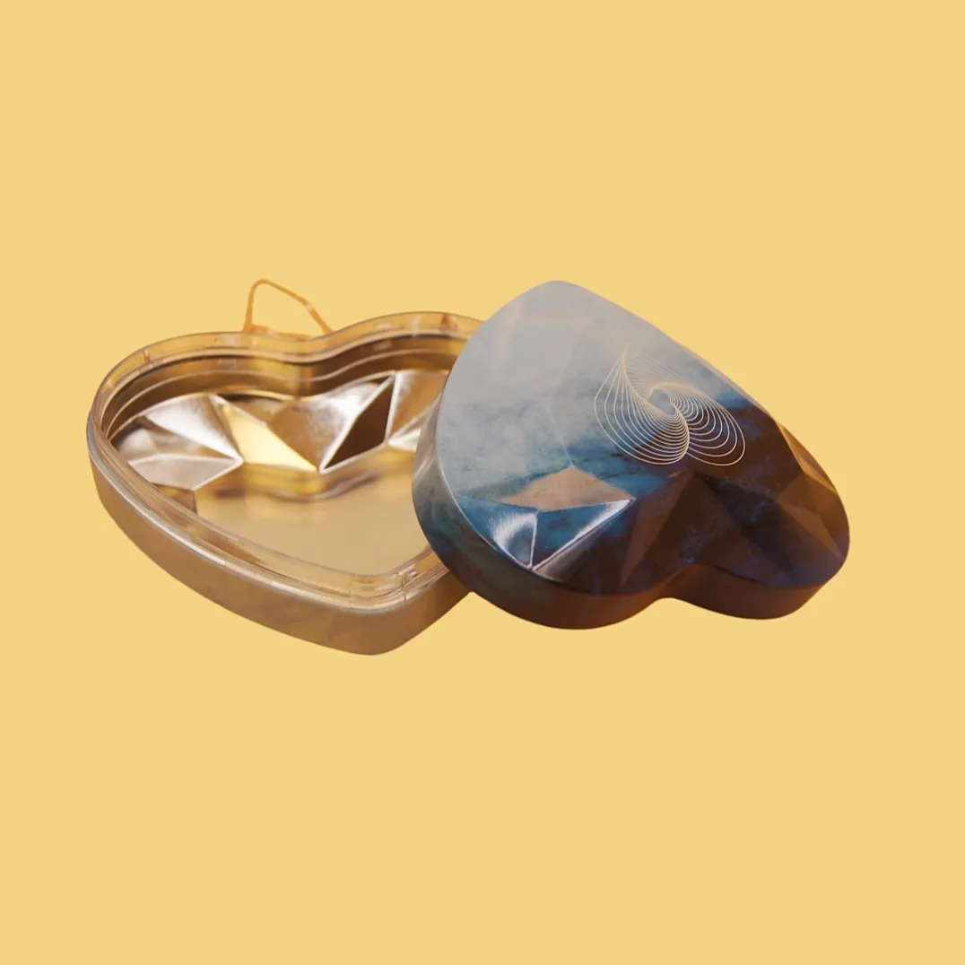 Faceted heart shaped tin boxes side angle