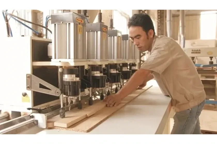 wood_processing_factory_70percent