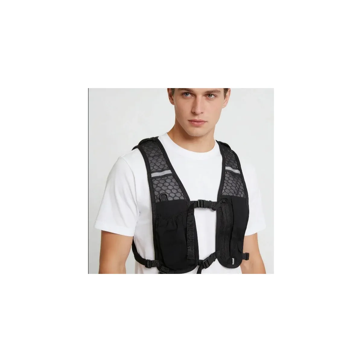 Trail hydration vest black vest front and back