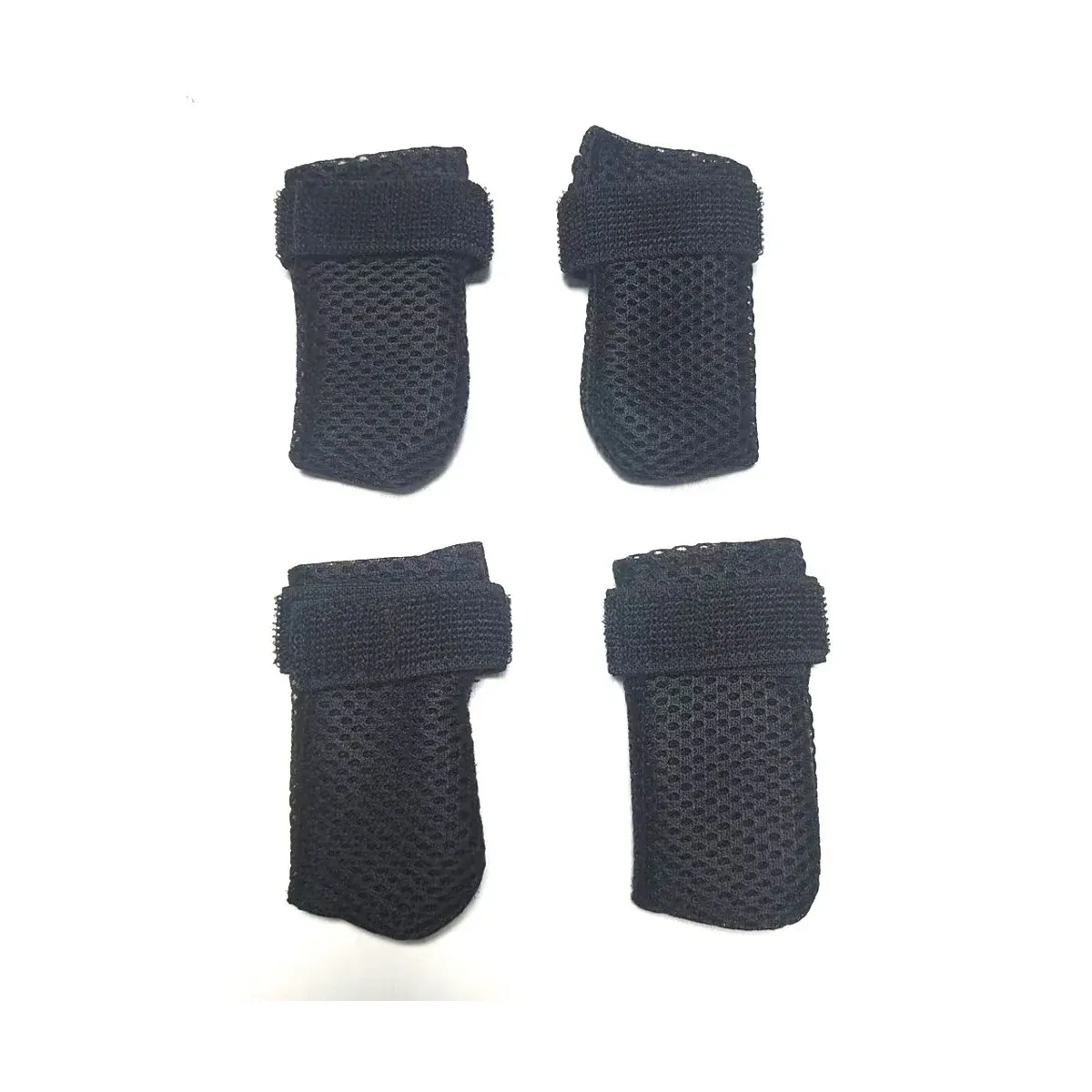 Black dog grip socks