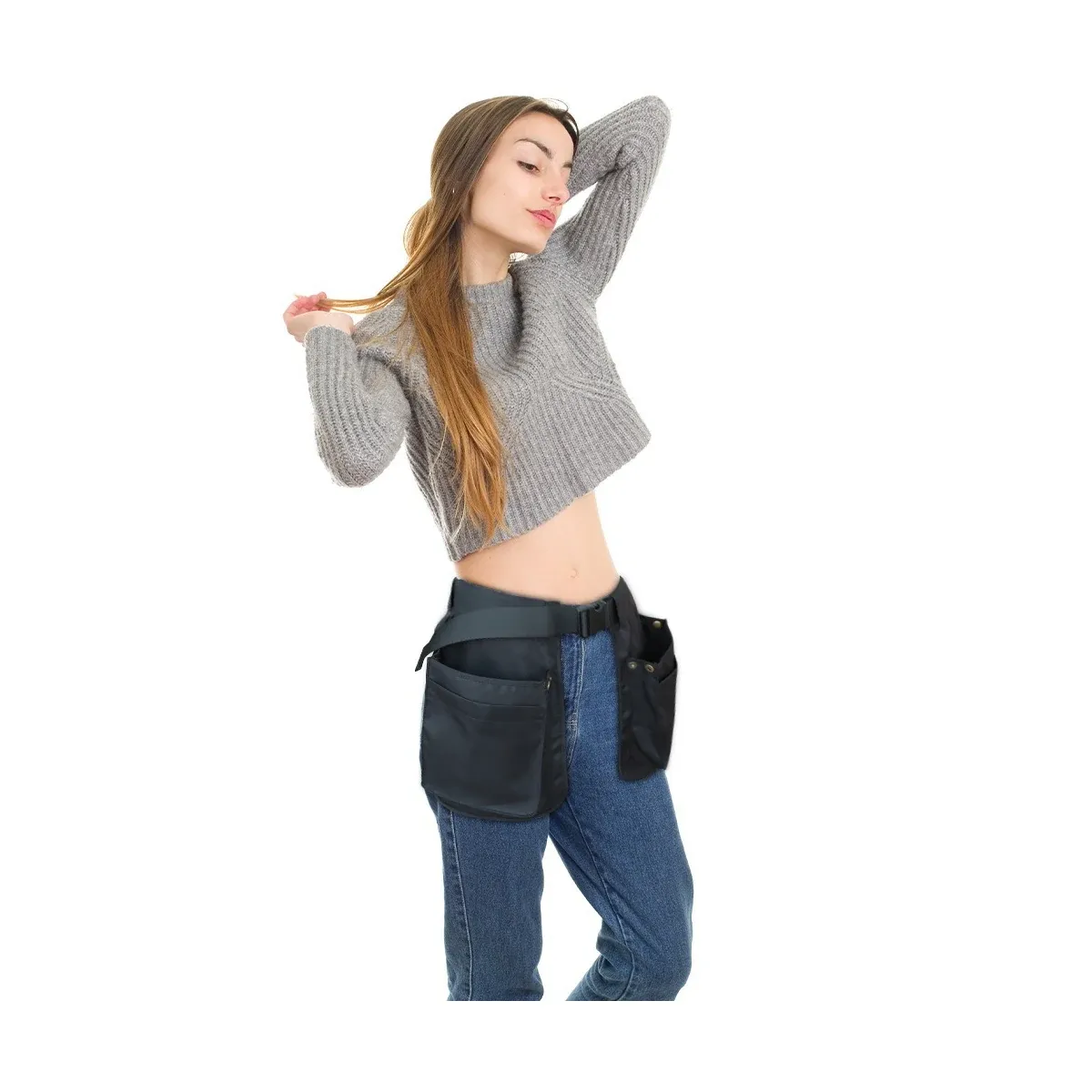 Adjustable waist apron with three pockets