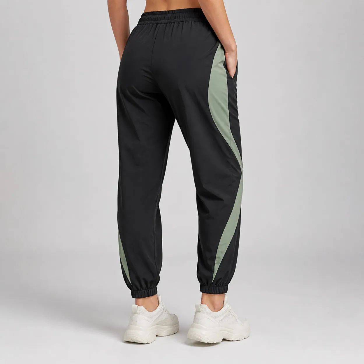 custom-contrast-panel-side-pocket-jogger-pants-back-v2