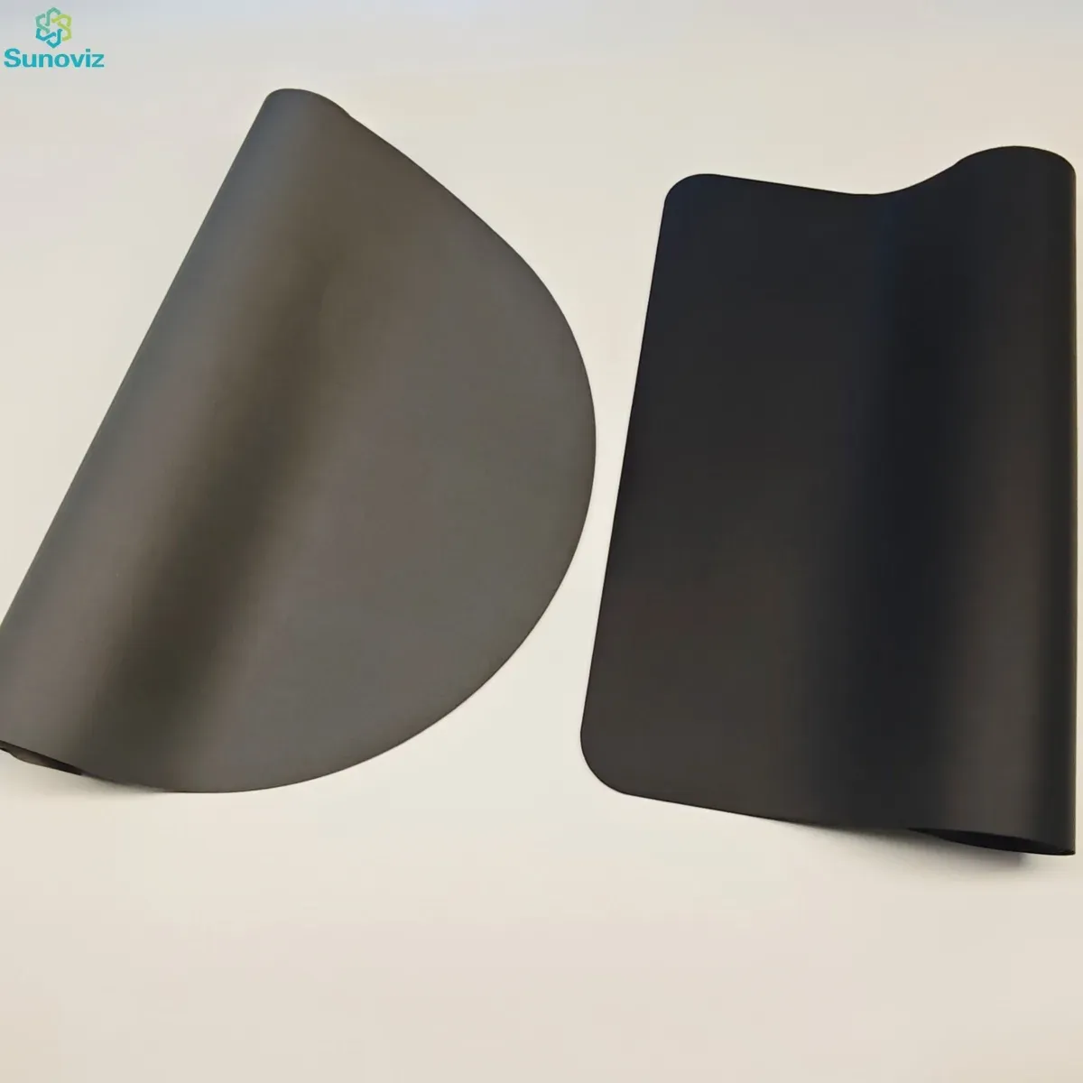 Light grey, dark green and off-white PU yoga mats