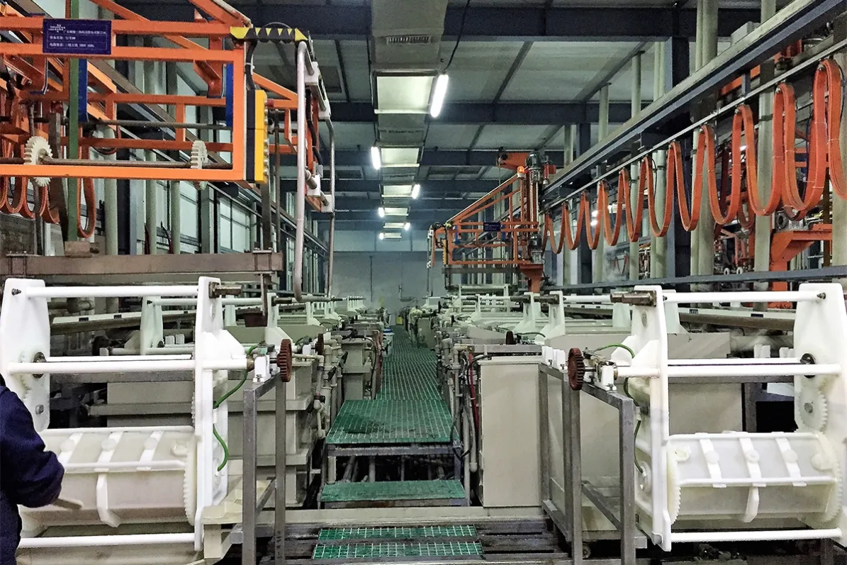 22_Automatic-Gate-Type-or-Side-Arm-Rack-Jig-Barrel