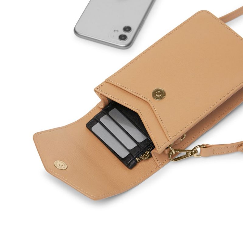 tan shoulder bag 2