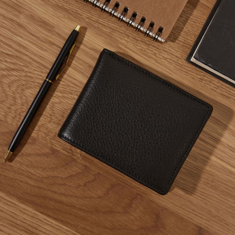 black wallet 4