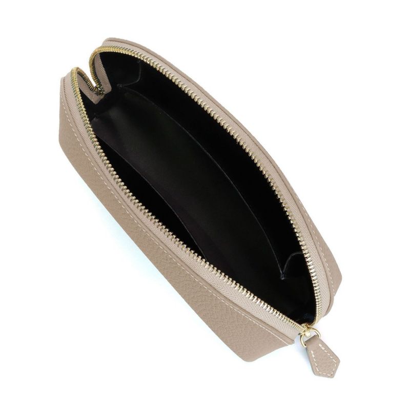 Cosmetic bag 4