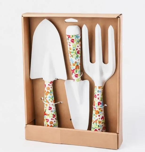 white-floral-garden-tool-set-3pc-650px-under-40kb