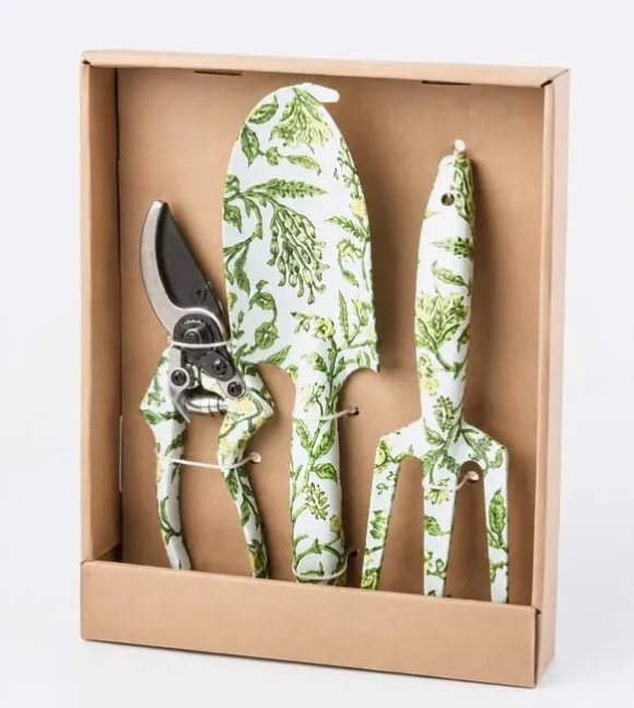 botanical-garden-tool-set-3pc-650px-under-40kb