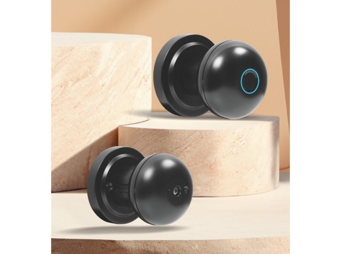Smart Knob with Bluetooth connectivity. Unlocking methods: Fingerprint / Key / App. Aluminum Alloy body, for wooden or metal door 35-50mm thick.