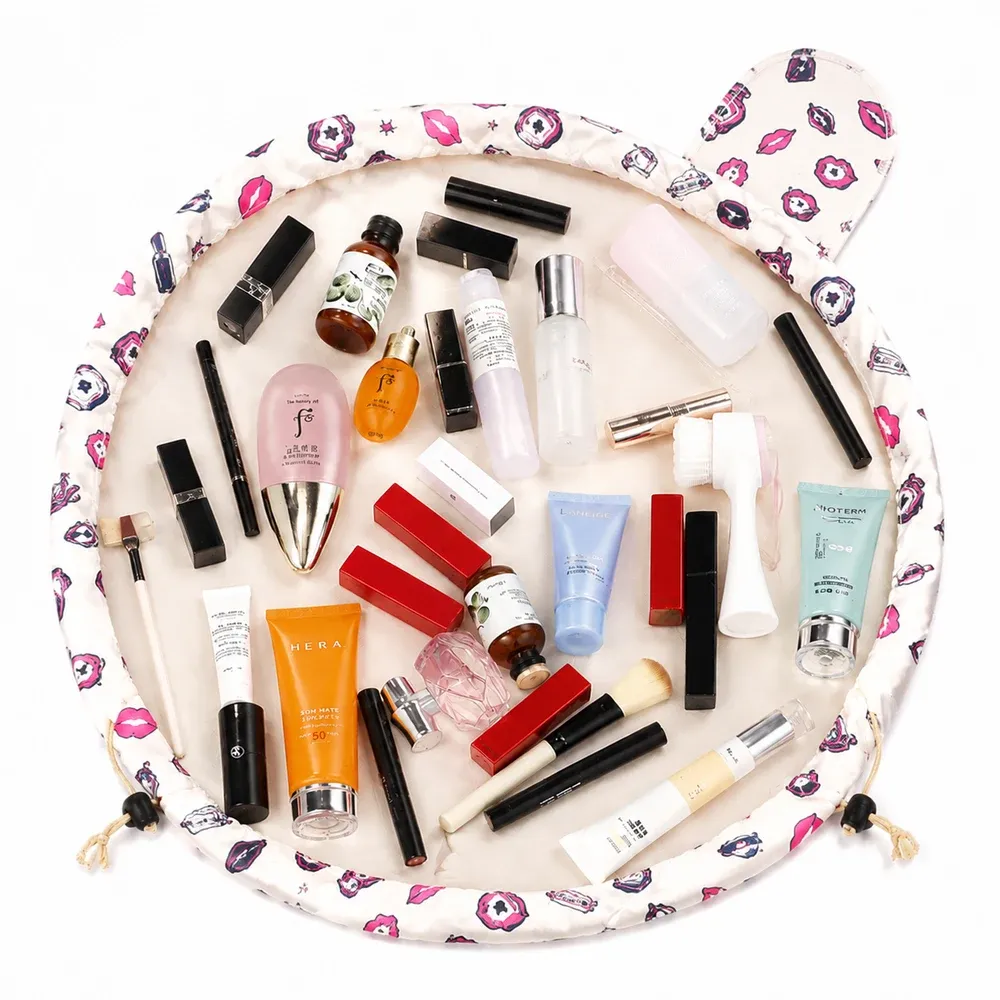 Drawstring Travel Makeup Bag photo 02