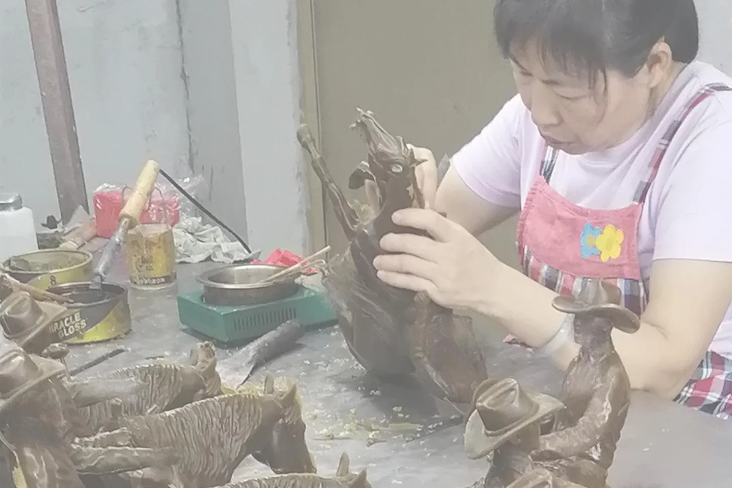 bronze-sculpture-wax-pattern-repair